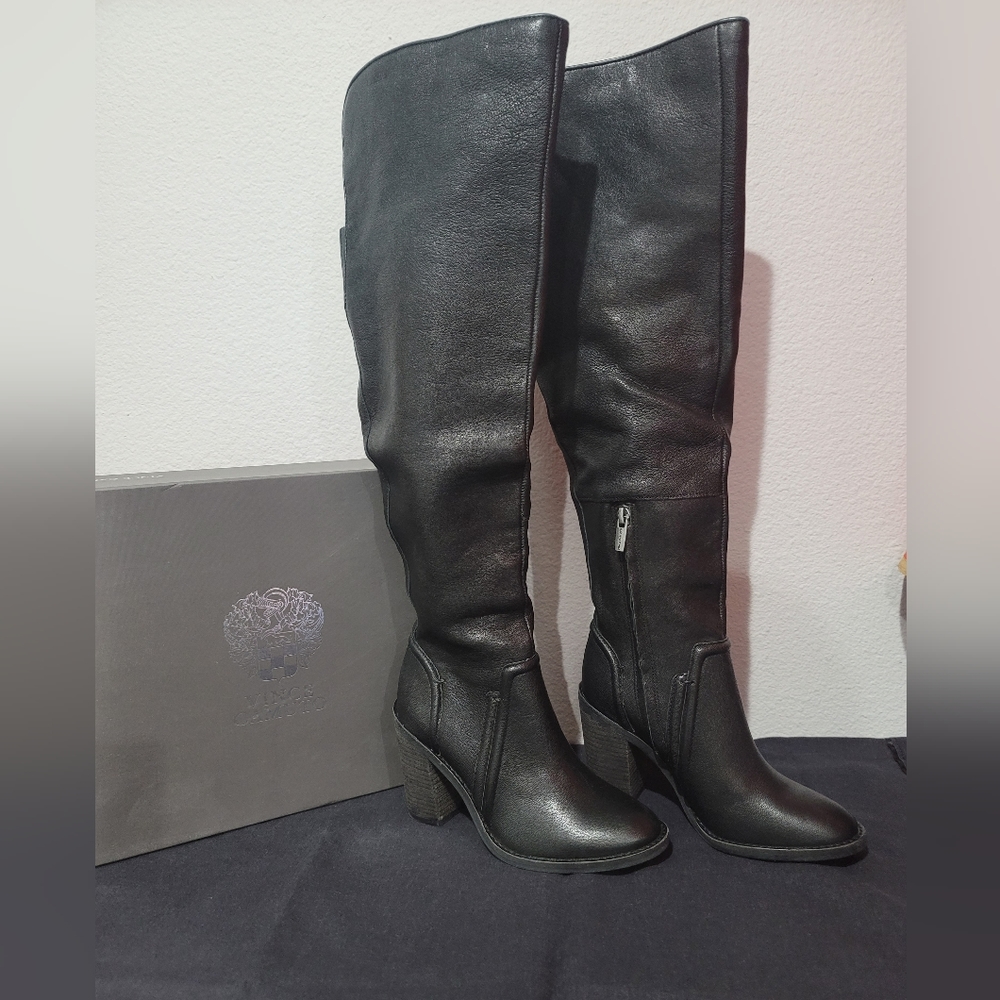 NWOT Vince Camuto Boots